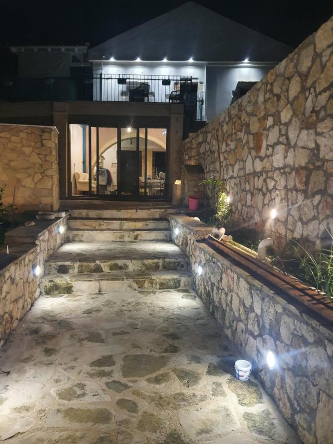 Old Zorbas Place Kokkino Chorio Exterior photo